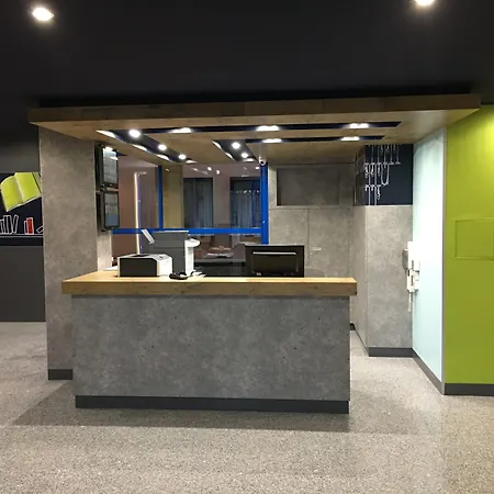Ibis Budget Bobigny Pantin Hotel 2*