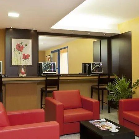 Ibis Budget Bobigny Pantin Hotel 2*